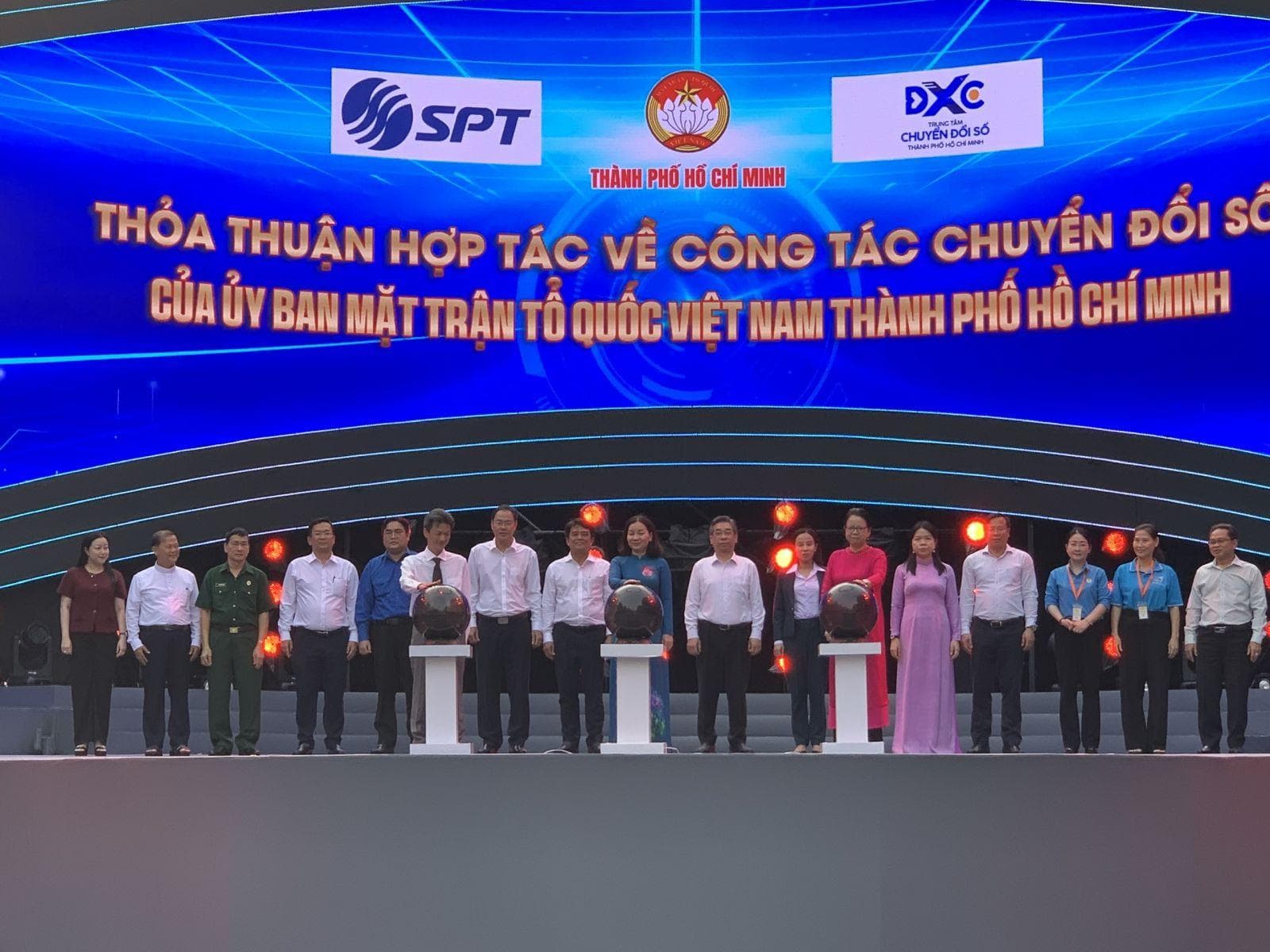SPT CHUYỂN ĐỔI SỐ CHO UB MTTQ VN TP.HCM